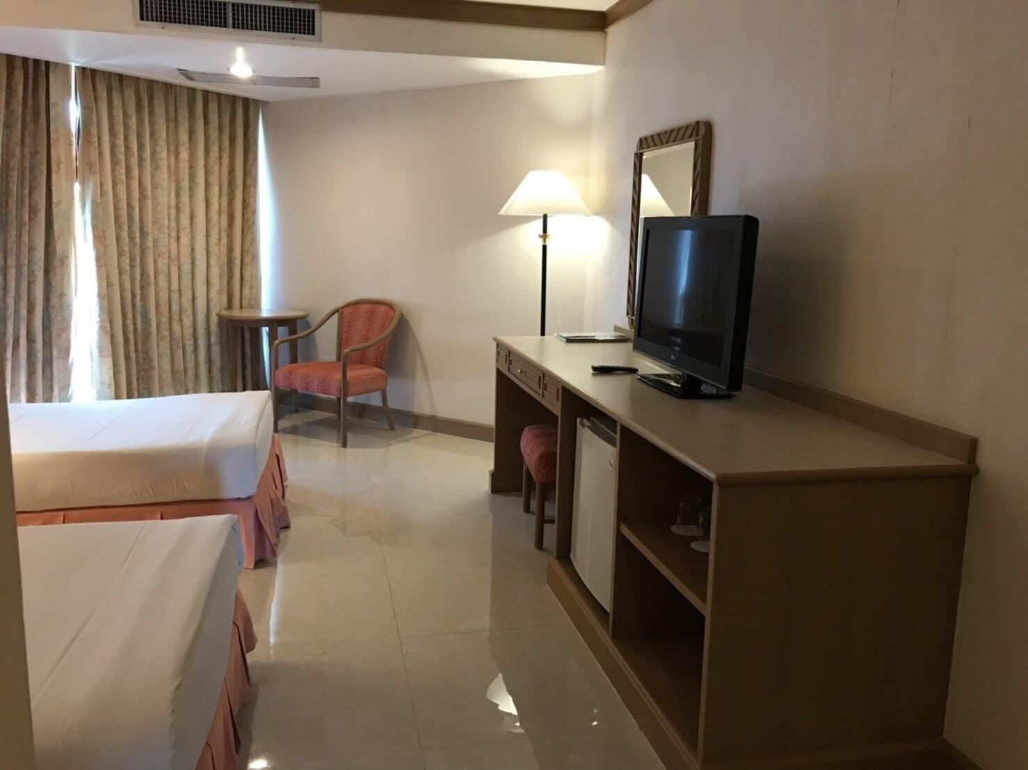Khanom Golden Beach Hotel Exterior photo